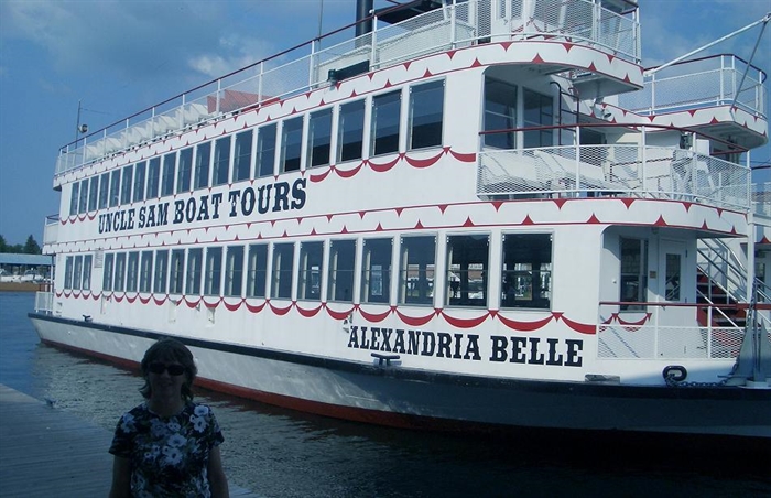 Alexandria Belle Tour tour boat with Libby