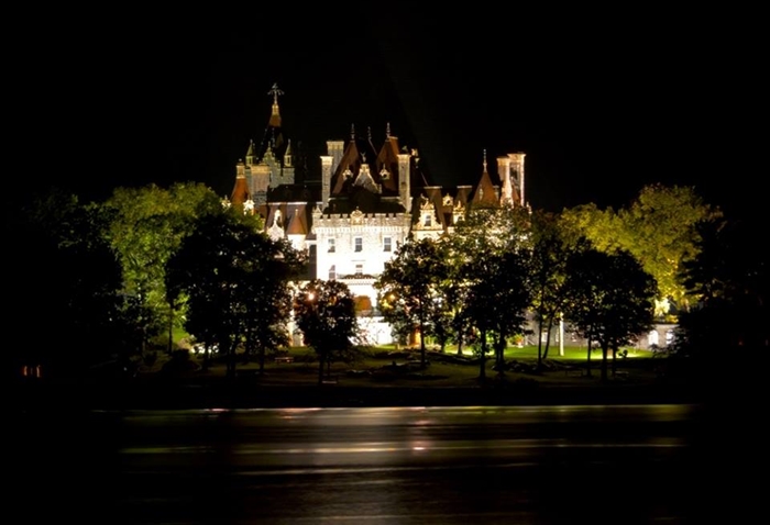 Tim Kocher shares his  Riverview photography of Boldt Castle