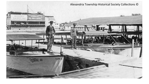 The “Overland III” and the “New Niagara” were owned by Capt. C.S. Thomson and were among the earliest commercial tour boats operating out of Alexandria Bay.
