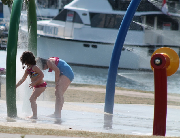 Aug 2013 Splash Pad in Gananoque by Laurie Rushworth