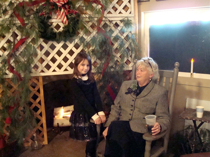 Grace Waingwright & Great Aunt Linda Brown. Photo courtesy Lisa Daly
